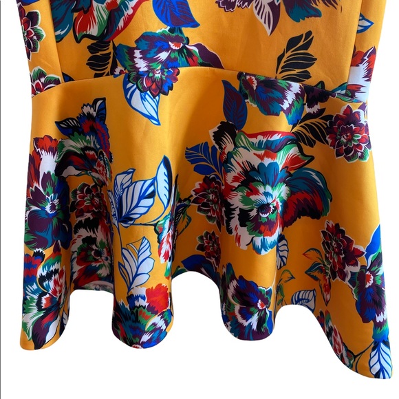 NWT Calvin Klein Mermaid Style Midi Yellow and Floral Design Dress Size 2 - Picture 4 of 11